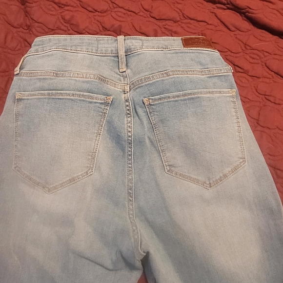 Hollister flared denim - Picture 3 of 3